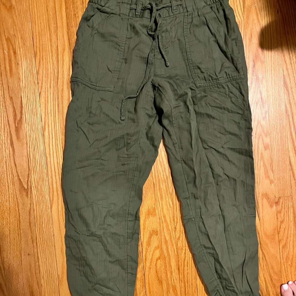 Linen Capris